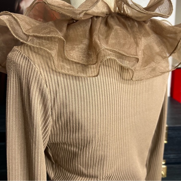 ZARA Ribbed Shirt With mesh collar - Picture 2 of 6